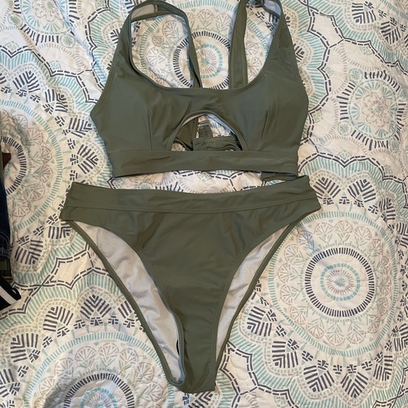 SHEIN bikini - Picture 2 of 3